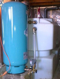 EADES WELL DRILLING Well Water Pump and Pressure Tank Systems Residential Large Pressure Tank With Low Yield Reservoir